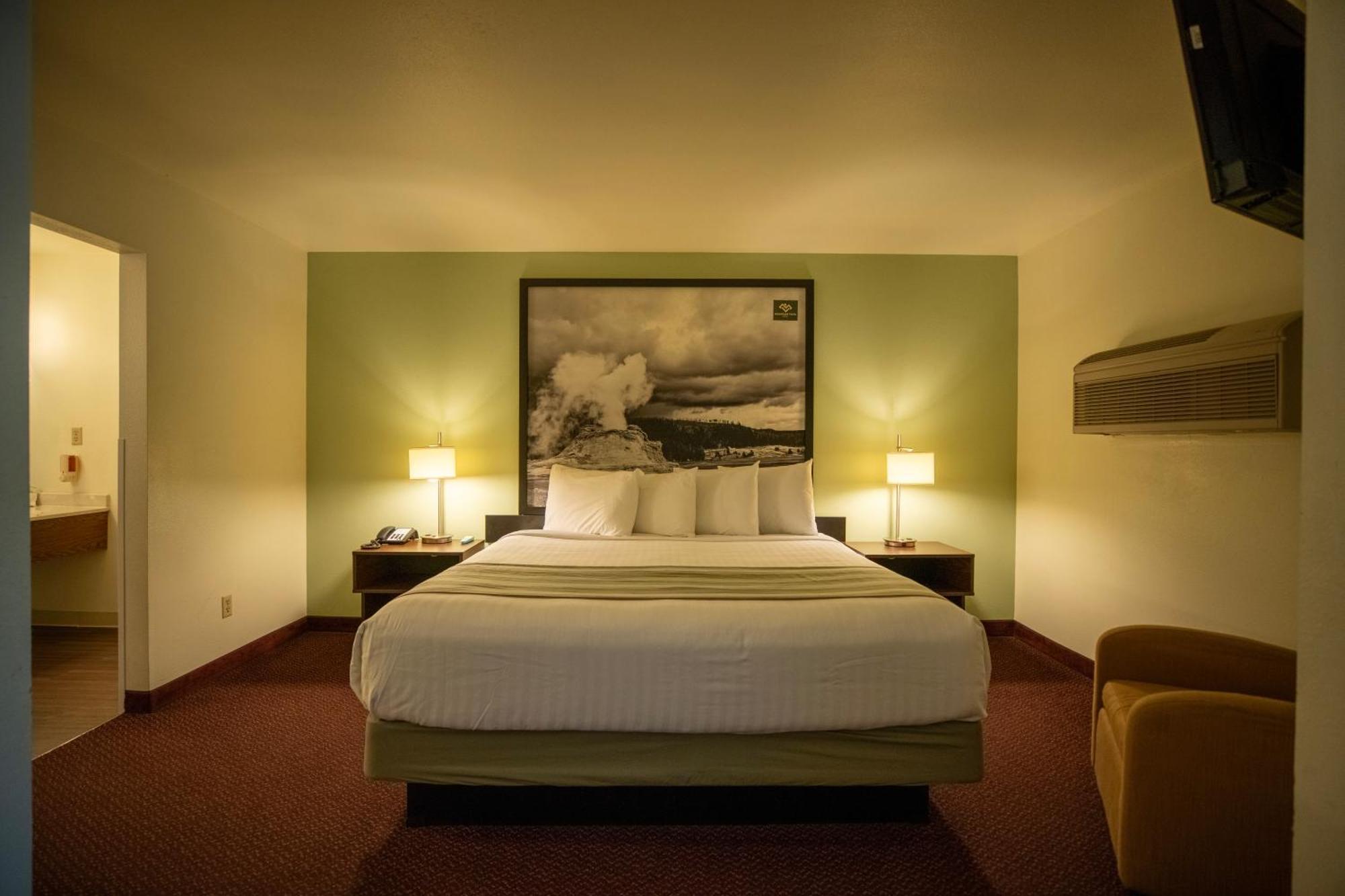 Mountain Vista Hotel 웨스트 엘로스톤 외부 사진