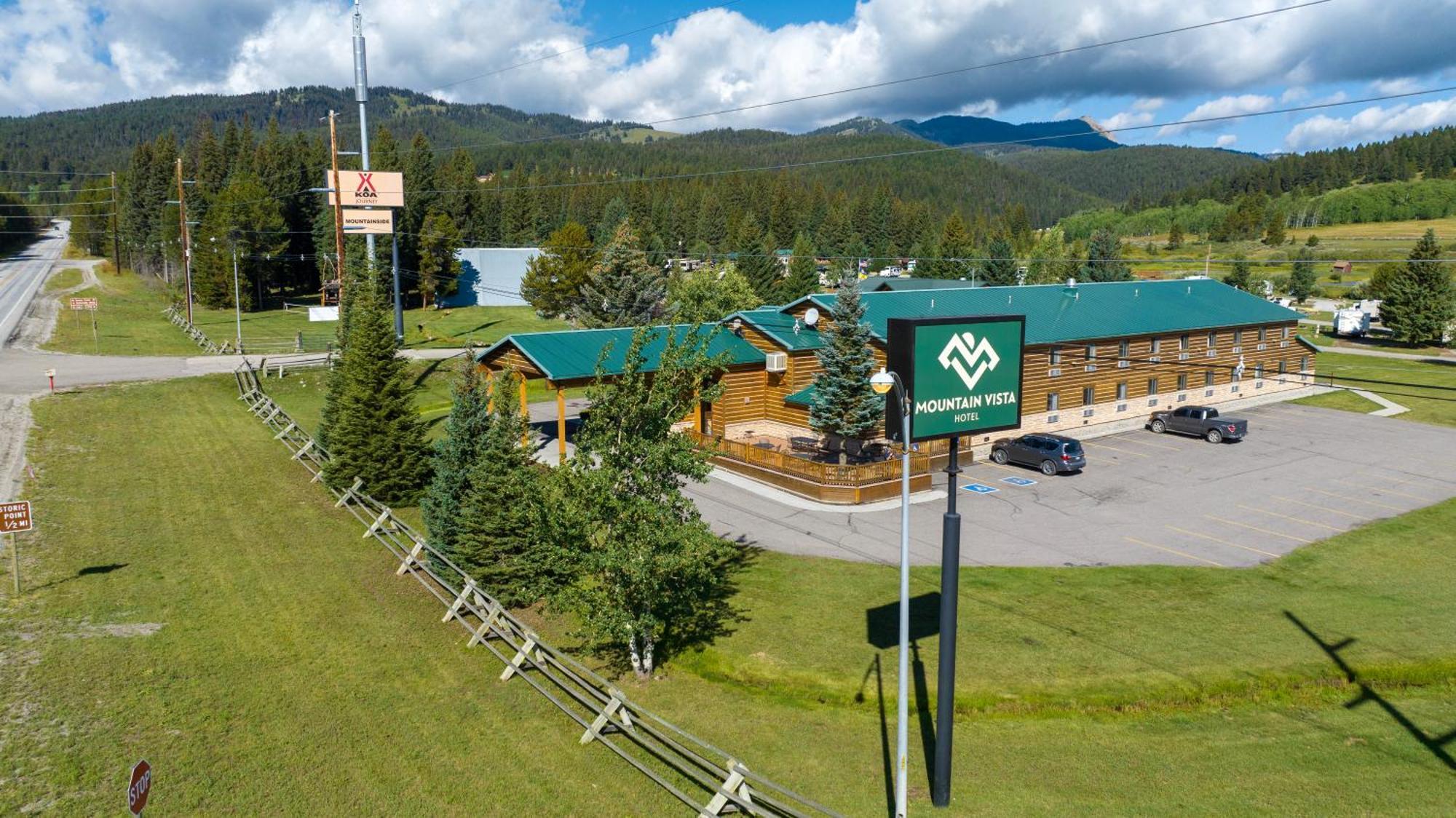Mountain Vista Hotel 웨스트 엘로스톤 외부 사진
